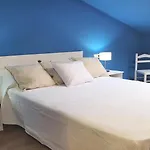 Apartment 3q - Blue Sky *